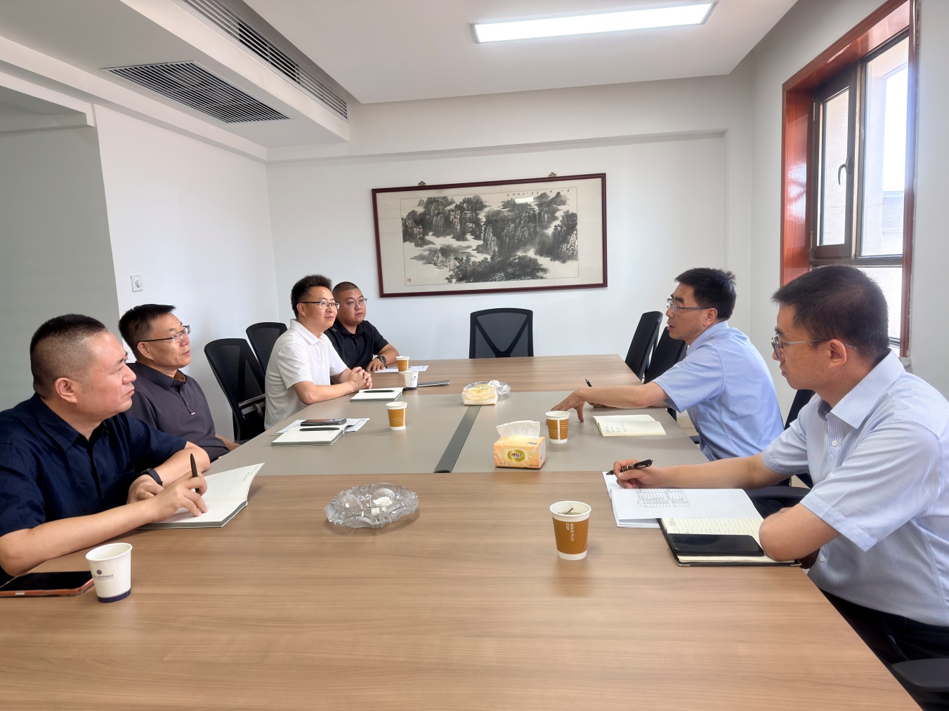 中国农业银行甘肃省分行到访我协会开展座谈交流